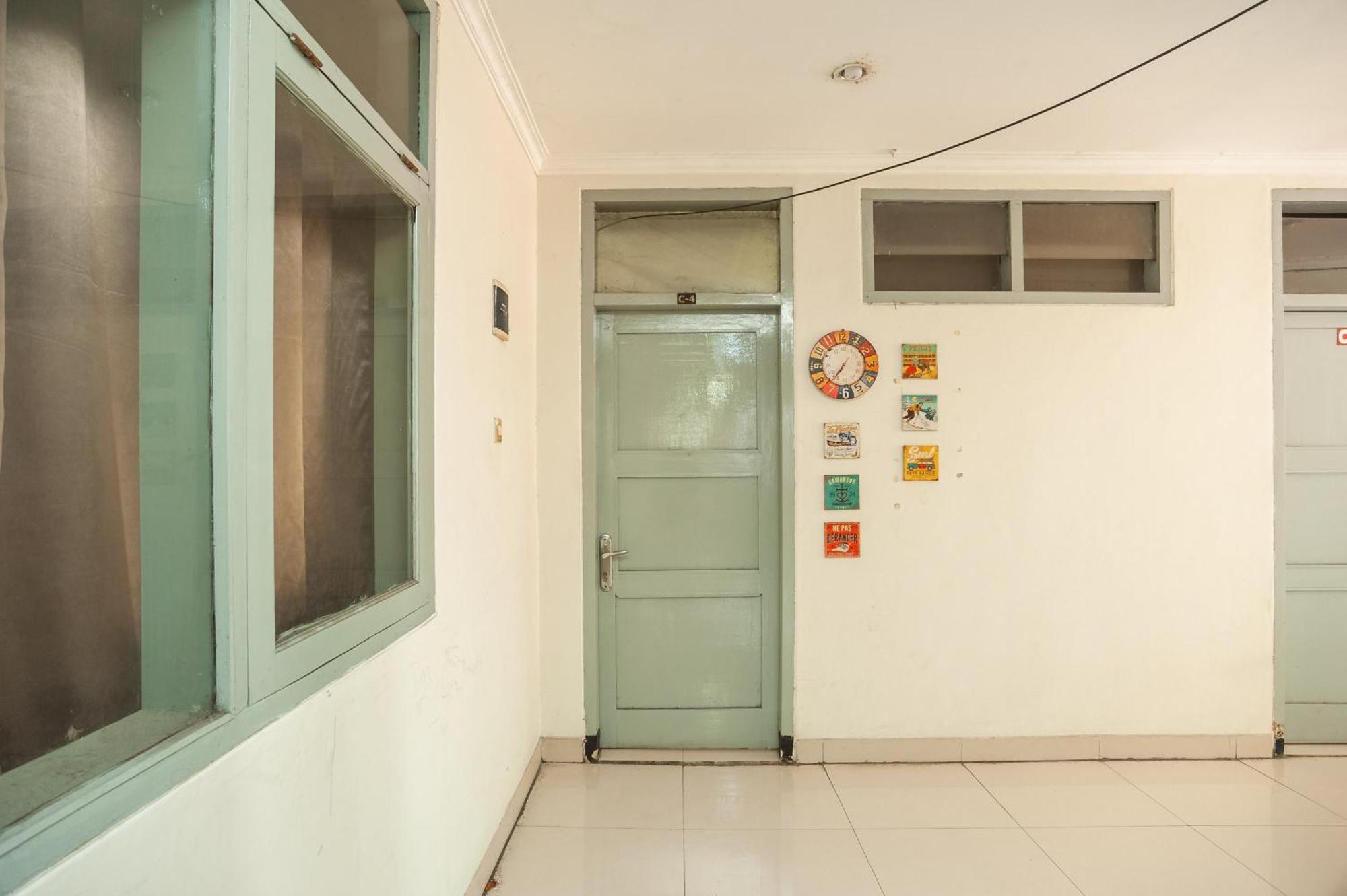 เรดดอร์ซ พลัส เนียร์ Rs Pmi โบโกร์ Hotel โบกอร์ ภายนอก รูปภาพ